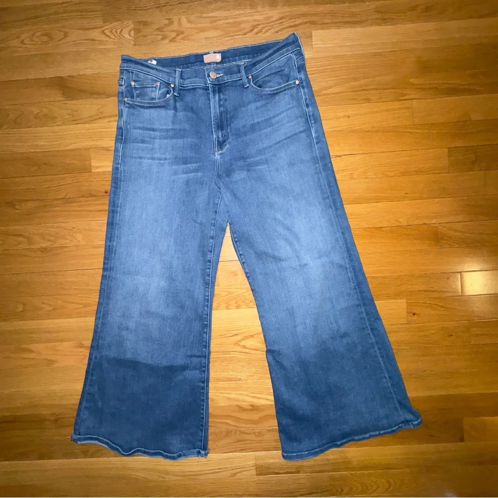 MOTHER The Twister Ankle Flare Jeans Across the Finish Line Size 32. Rise 10.5” - Picture 3 of 12